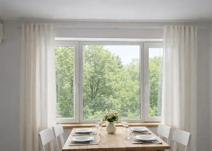 Cozy Near Hiking Trails *